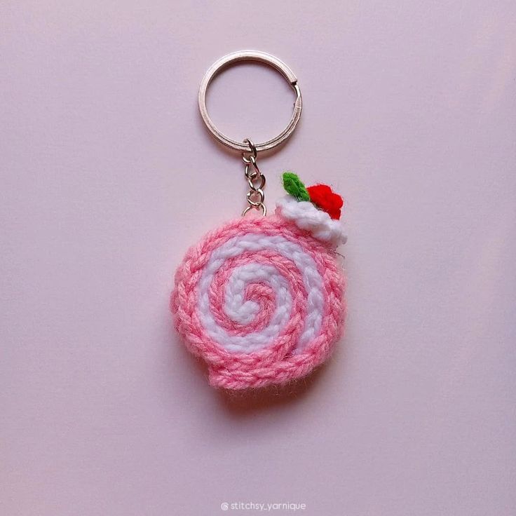 Swiss roll Keychain