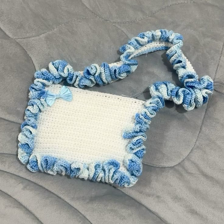 Crochet Ruffle Bag